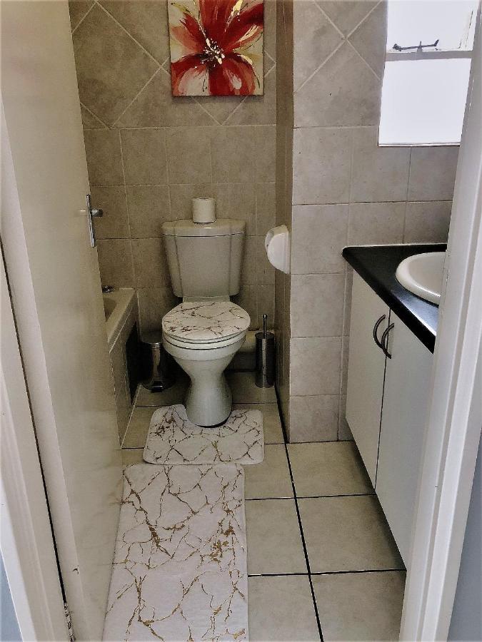 @Menlyn Place, Menlyn Maine, Pretoria - Accommodation المظهر الخارجي الصورة
