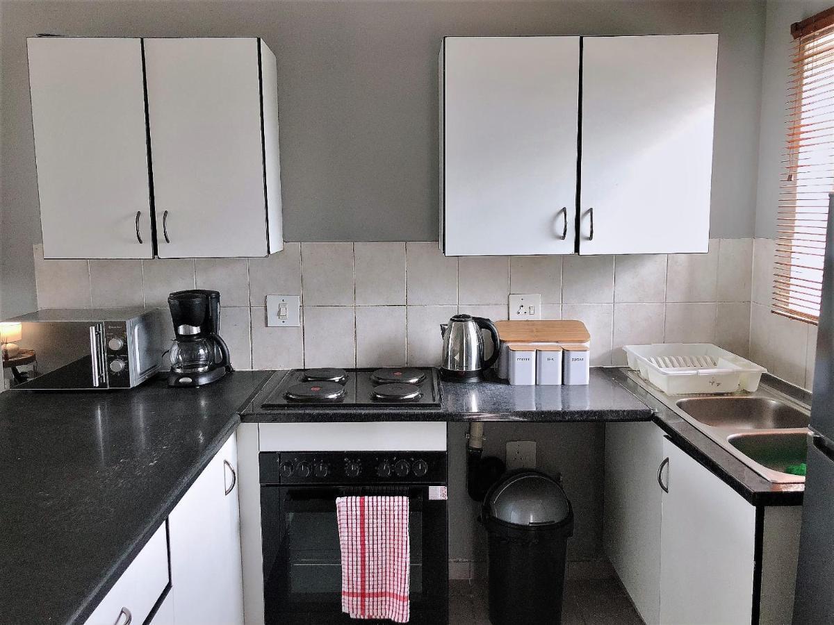 @Menlyn Place, Menlyn Maine, Pretoria - Accommodation المظهر الخارجي الصورة